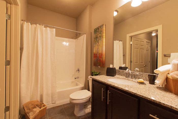 Gallery Photo 16